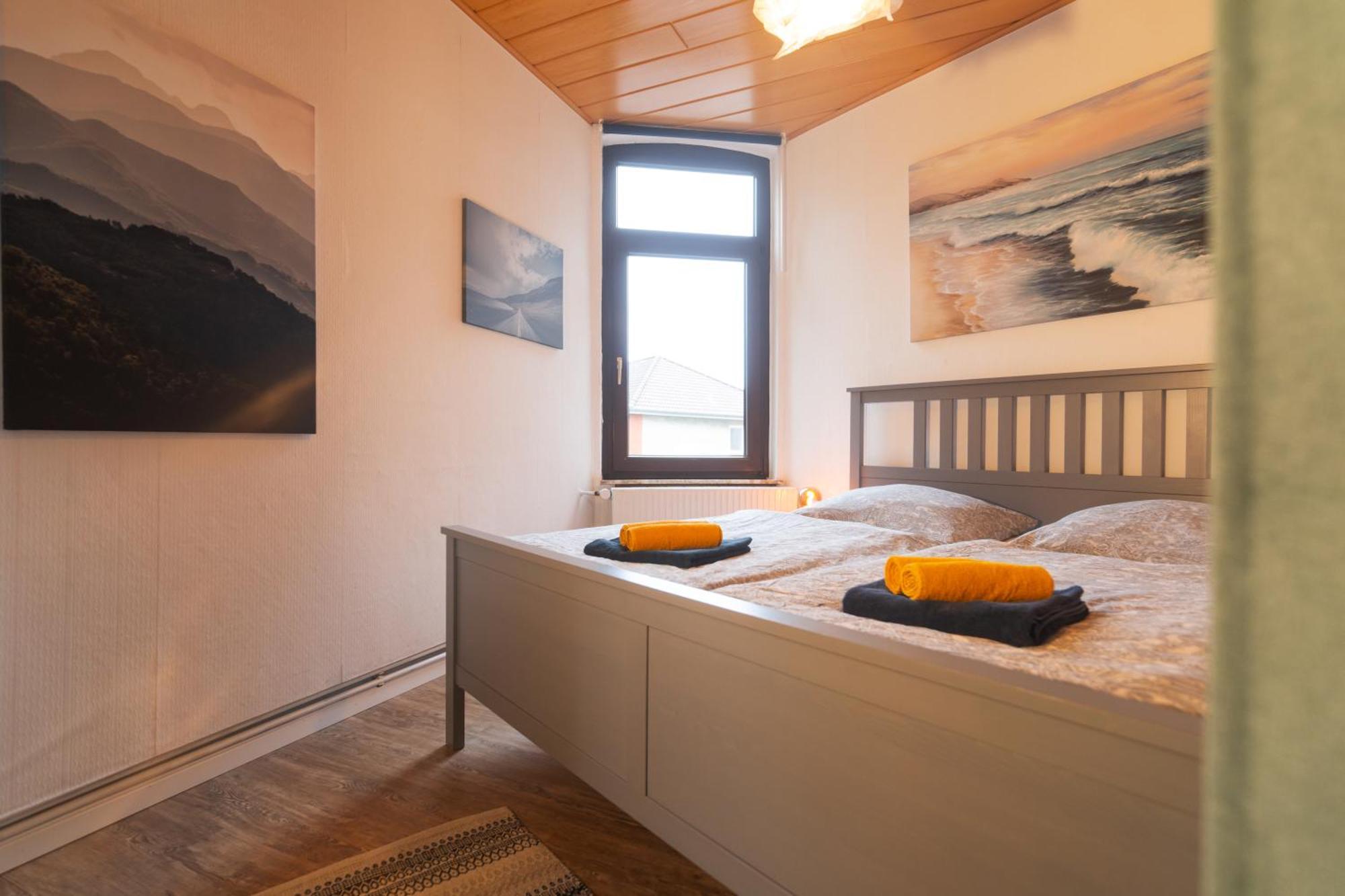 Das Blaue Tuerchen - Wohnung Mit Beamer Und Kicker Bremerhaven Esterno foto