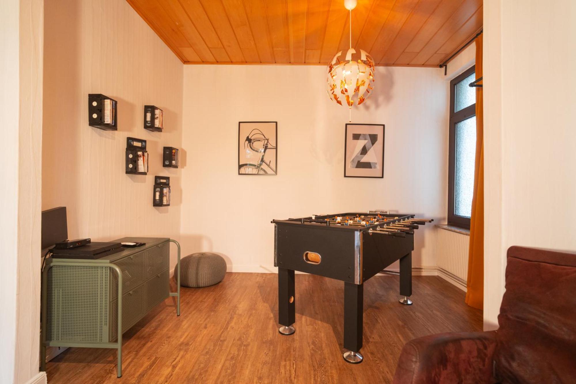 Das Blaue Tuerchen - Wohnung Mit Beamer Und Kicker Bremerhaven Esterno foto